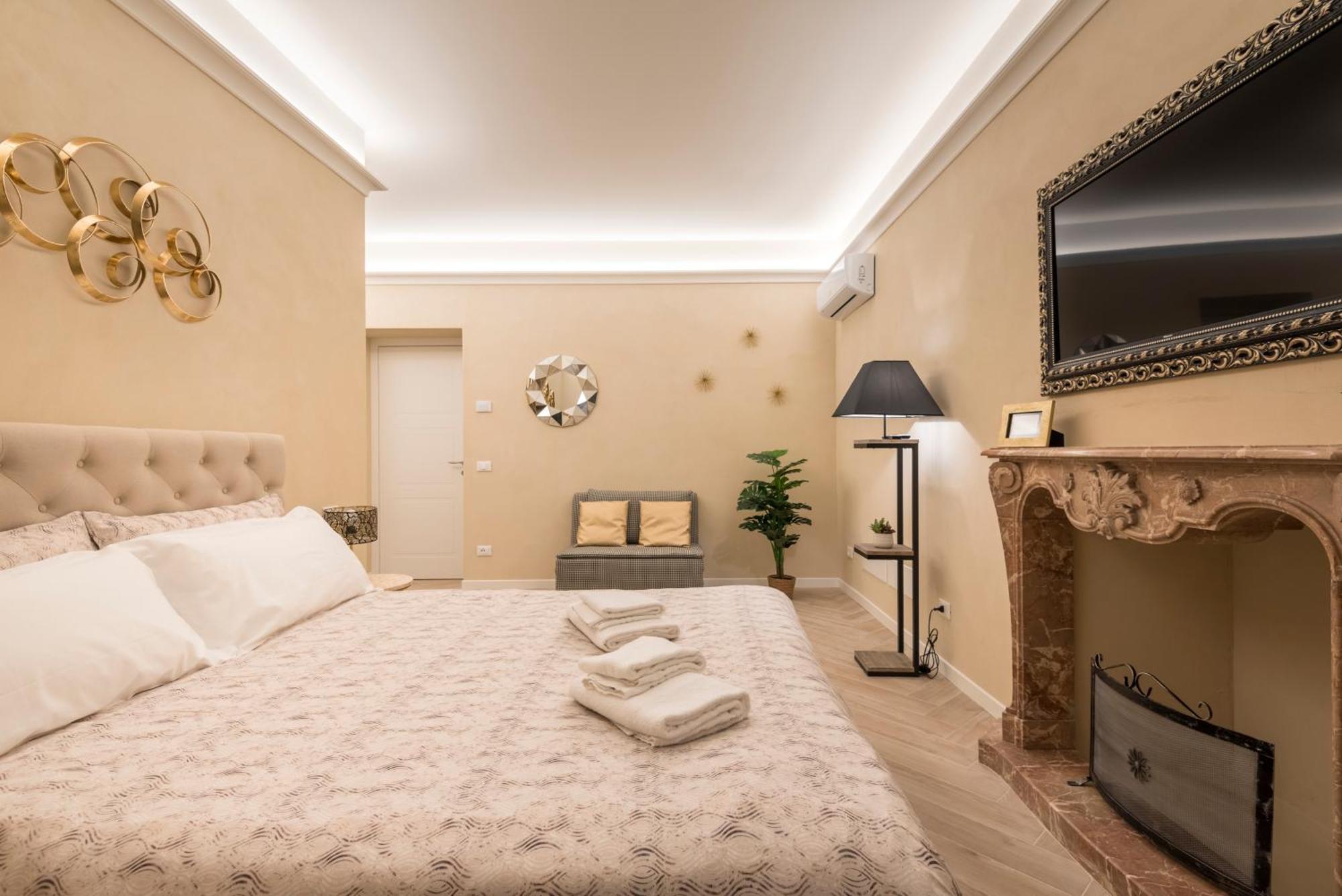 Apartamento Golden Chic - Citta Alta Bérgamo Exterior foto