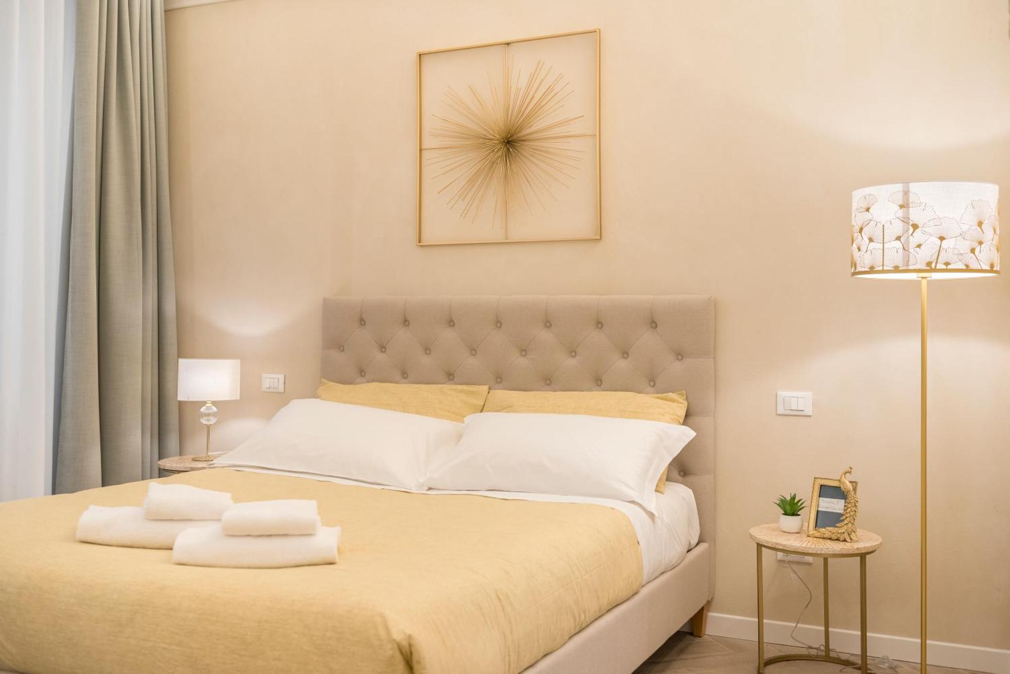 Apartamento Golden Chic - Citta Alta Bérgamo Habitación foto