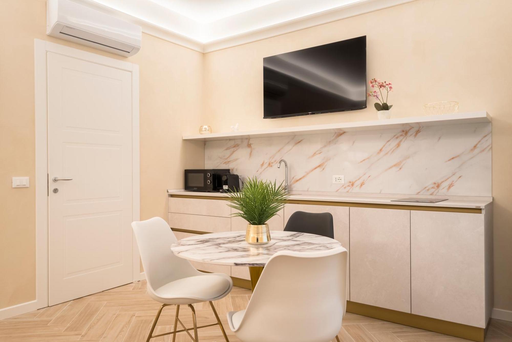 Apartamento Golden Chic - Citta Alta Bérgamo Habitación foto