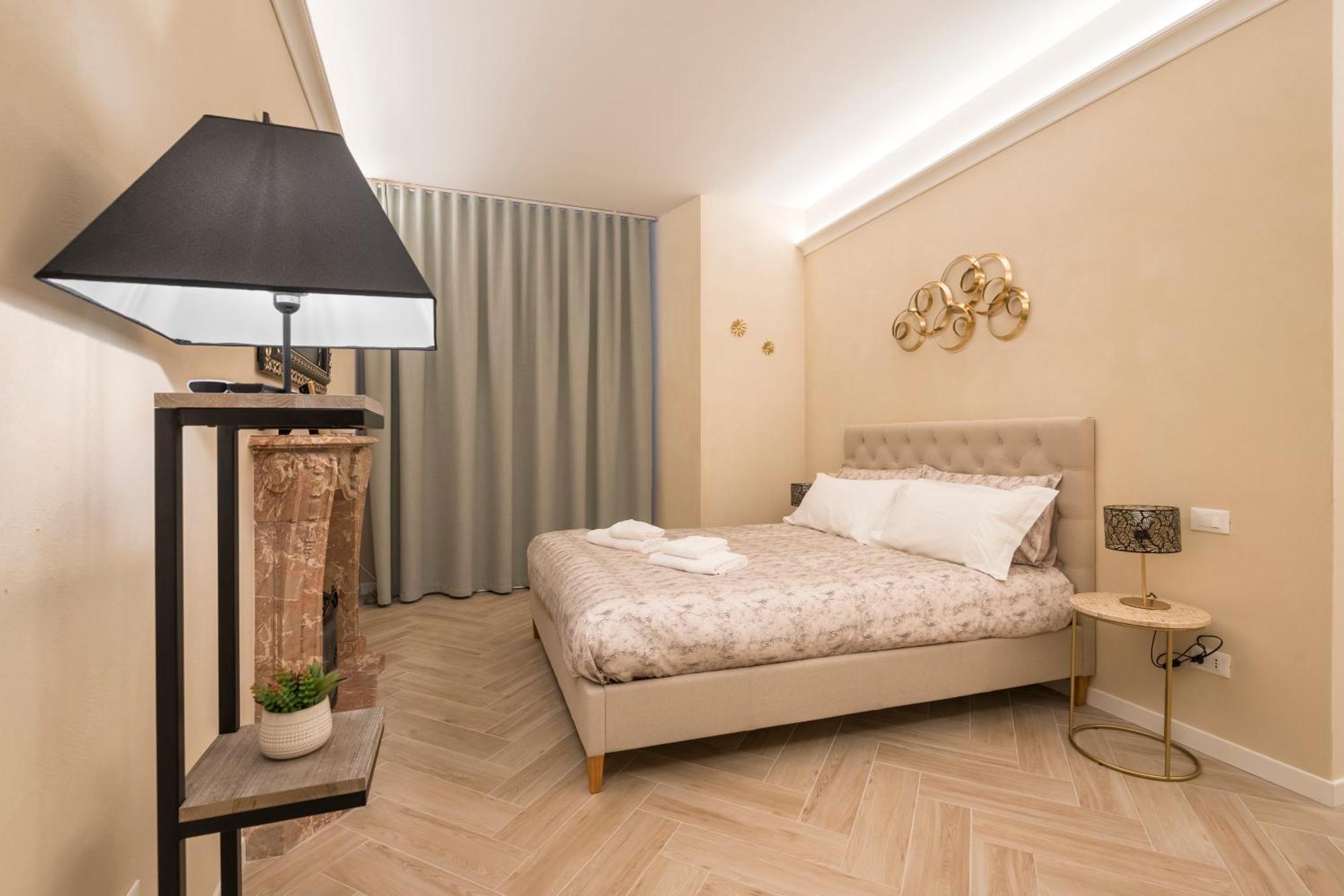 Apartamento Golden Chic - Citta Alta Bérgamo Habitación foto